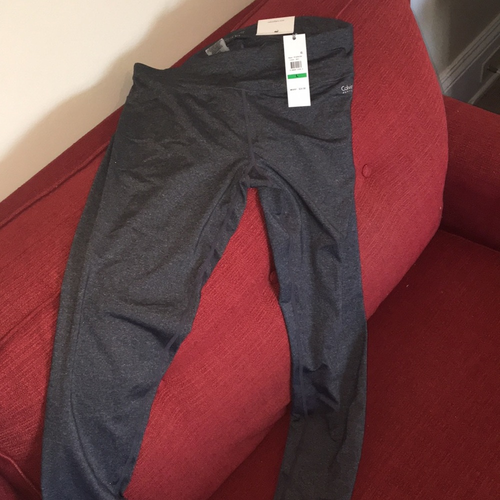 BNWT Calvin Klein midrise tights.